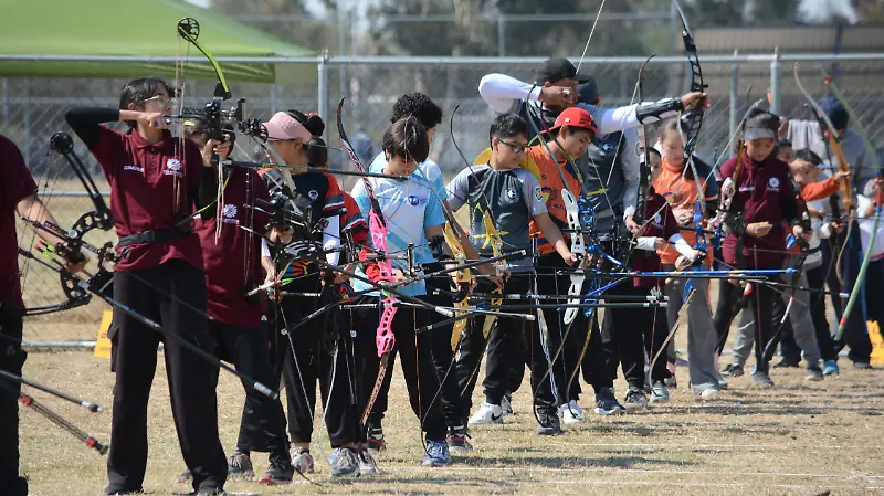 70 arqueros se dieron cita en la deportiva Norte. 